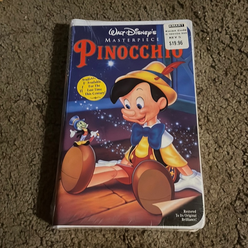 Pinocchio vhs tape